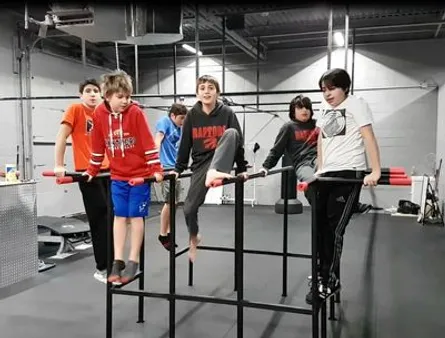 Calisthenics Kids: The Ultimate Guide to Building Strength and Confidence